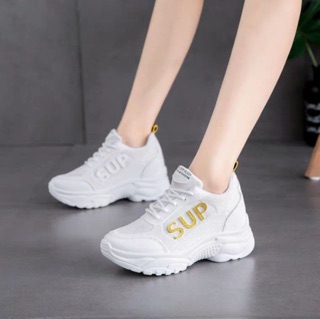 Giày thể thao nữ nâng đế