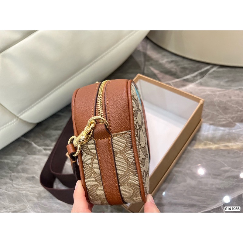 Túi đeo chéo cho nam và nữ thương hiệu Coach Horse And Carriage da thật cao cấp