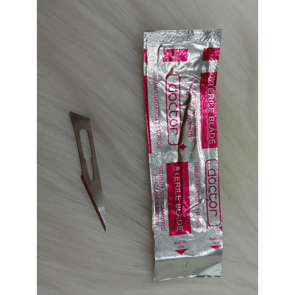 DAO MỔ DOCTOR SỐ 11 dùng trong tiểu phẫu y tế, lễ lấy mụn trong spa thẩm mỹ