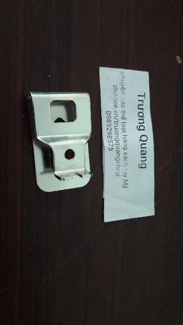 Móc treo cho máy khoan , máy vặn vít kiểu pin trượt 20v