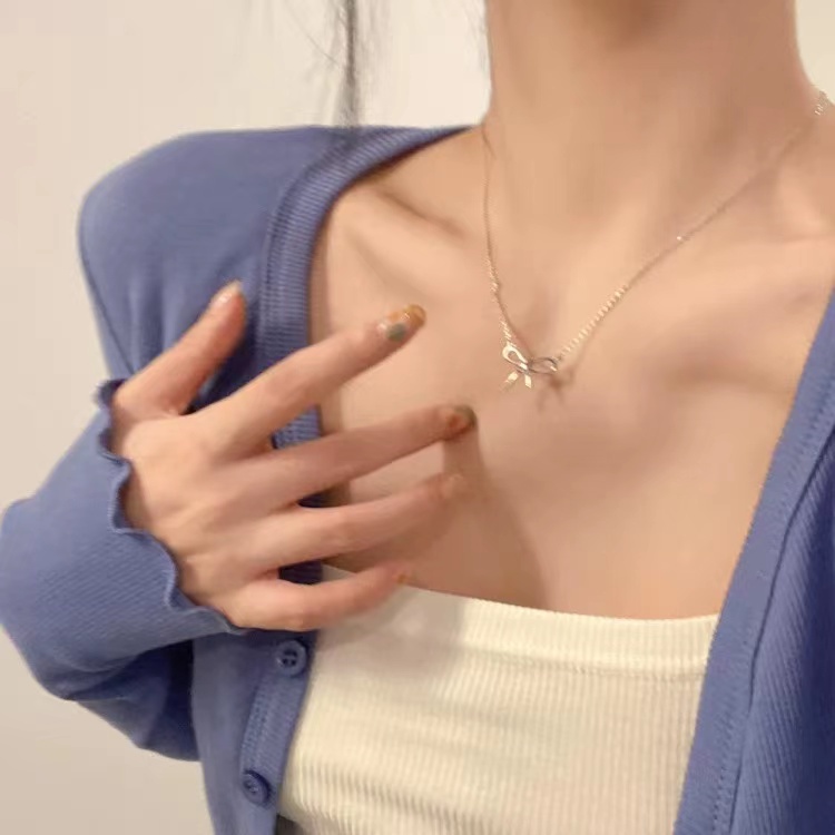 Dây Chuyền Mặt Nơ Bằng Thép Titan Cao Cấp Sang Trọng Dành Cho Nữ