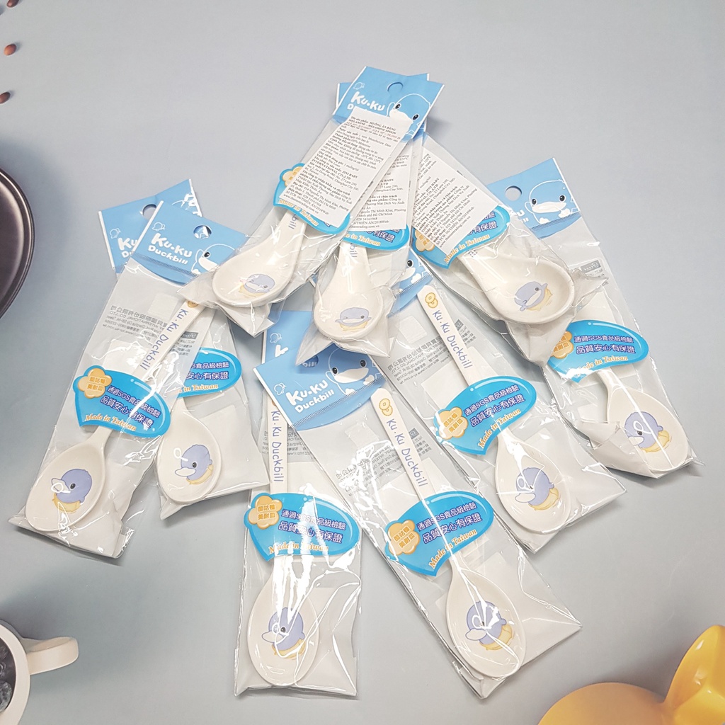 Thìa ăn dặm nhựa KUKU cho bé ăn dặm