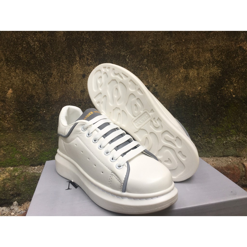 Tổng Hợp mẫu giày MC Que.en Đẹp | Sneaker Nam Nữ Giá Rẻ | BigBuy360 - bigbuy360.vn