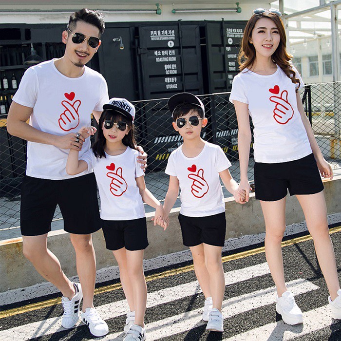 Áo gia đình thả tym đẹp