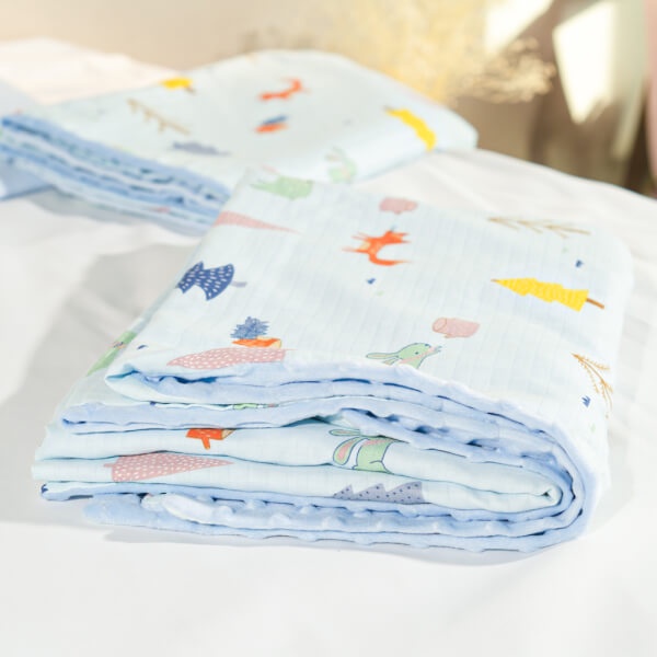 Chăn xô sợi tre 4 lớp xuất Nhật Kiluta Có Viền Cho Bé