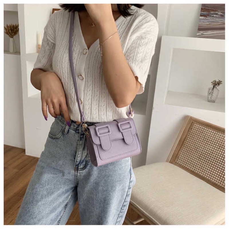 Túi vuông đeo chéo cho nữ thời trang 2022