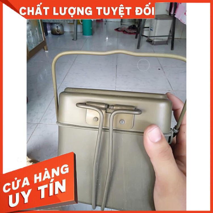 Cà mèn xưa hàng viện trợ cho LÍNH nguyên zin nhé các bác