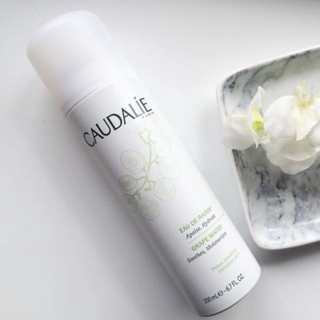 Xịt khoáng Caudalie grape water 200ml