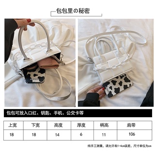 Túi đeo chéo thời trang nữ cá tính