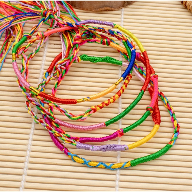 Sét 4 Vòng chỉ đỏ may mắn