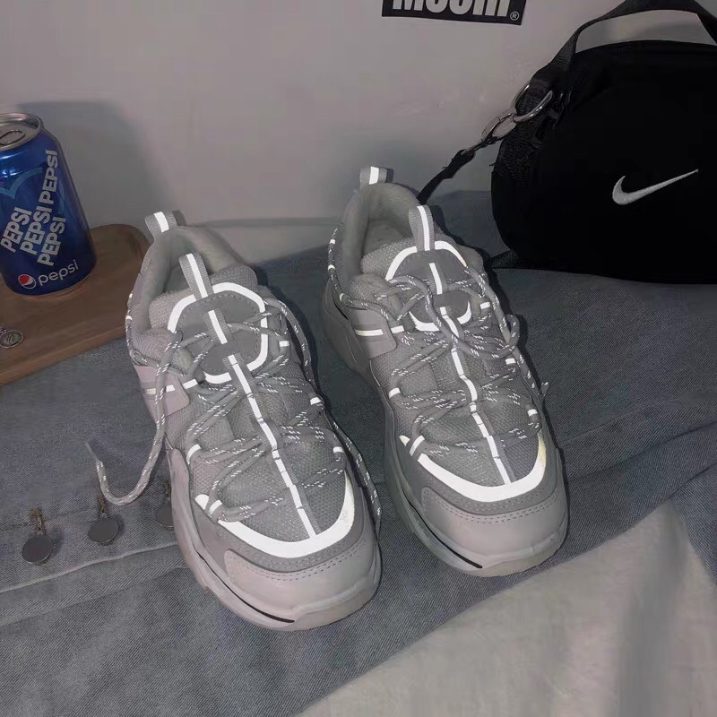 Siêu Hot - Giày nữ giày sneaker 2 màu đen, trắng phong cách 2020 mã BT100 | BigBuy360 - bigbuy360.vn