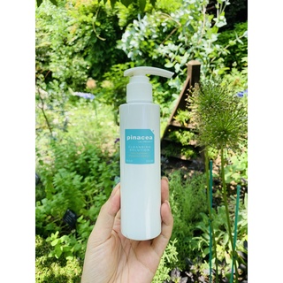Sữa rửa mặt Pinacea Cleansing Solution - 150ml