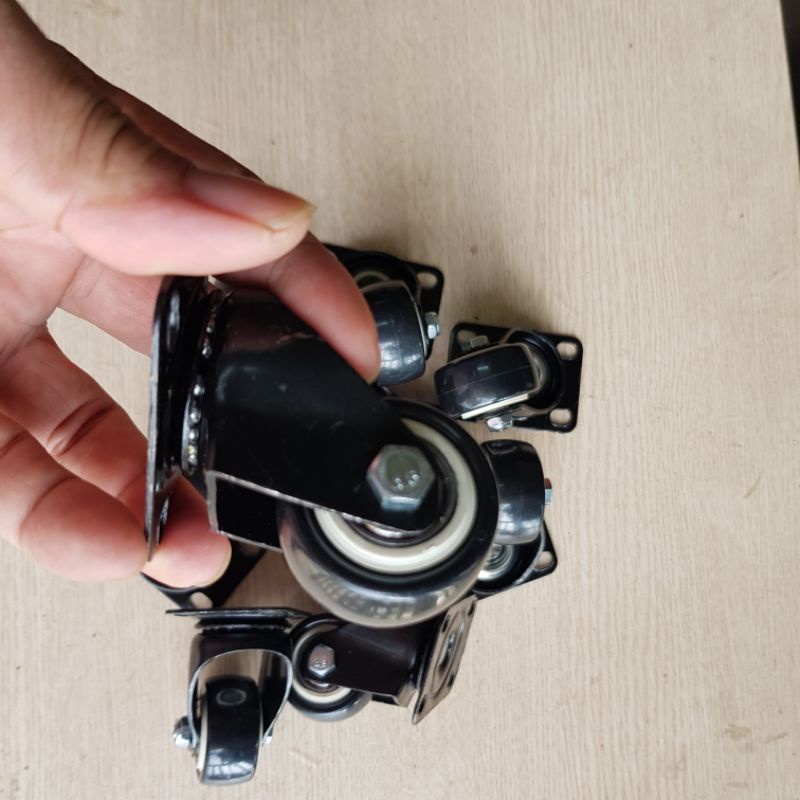 50 bánh xe cao cấp