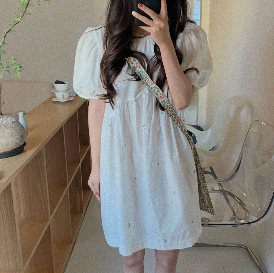 Đầm Mini Cổ Tròn Thêu Hoa Cho Nữ 33979 | BigBuy360 - bigbuy360.vn