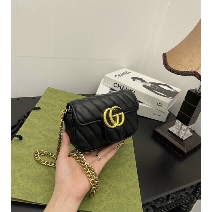 Túi đeo chéo chư G size 19cm 2 màu xinh xẻo