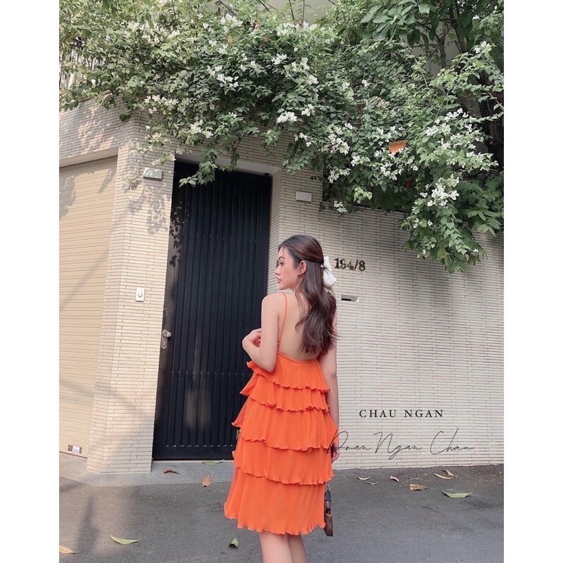 Đầm hai dây tầng xếp li