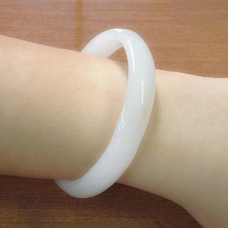 Vòng tay thủy tinh giả cừu béo trắng ngọc bích