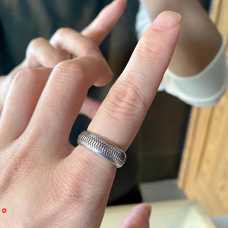 Nhẫn đeo tay họa tiết vảy rồng phong cách hip hop thời trang cá tính cho nam