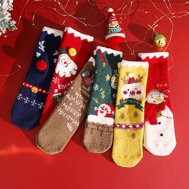 T057 - Tất ống Noel free size 30 CM cho bé từ 3 tuổi và mẹ