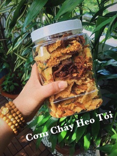 Cơm cháy heo tỏi