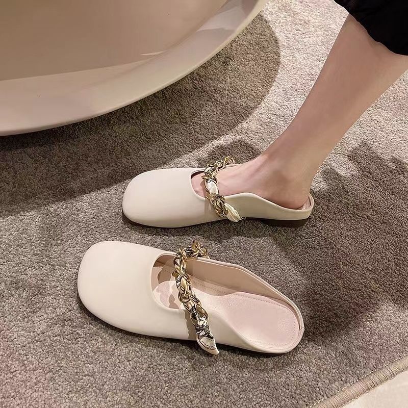 Giày sục nữ da trơn quai xích soắn vải nâu và be