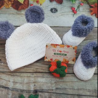 Set nón giày Gấu 🐻🐻 len handmade !!