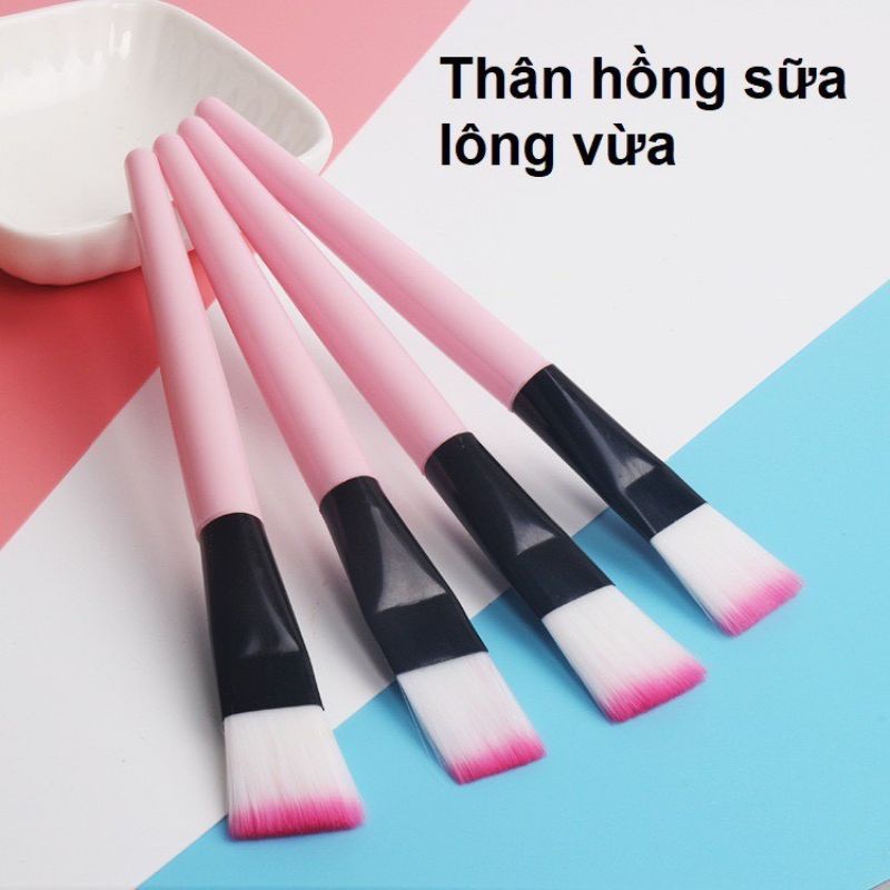 Cọ đắp mặt nạ