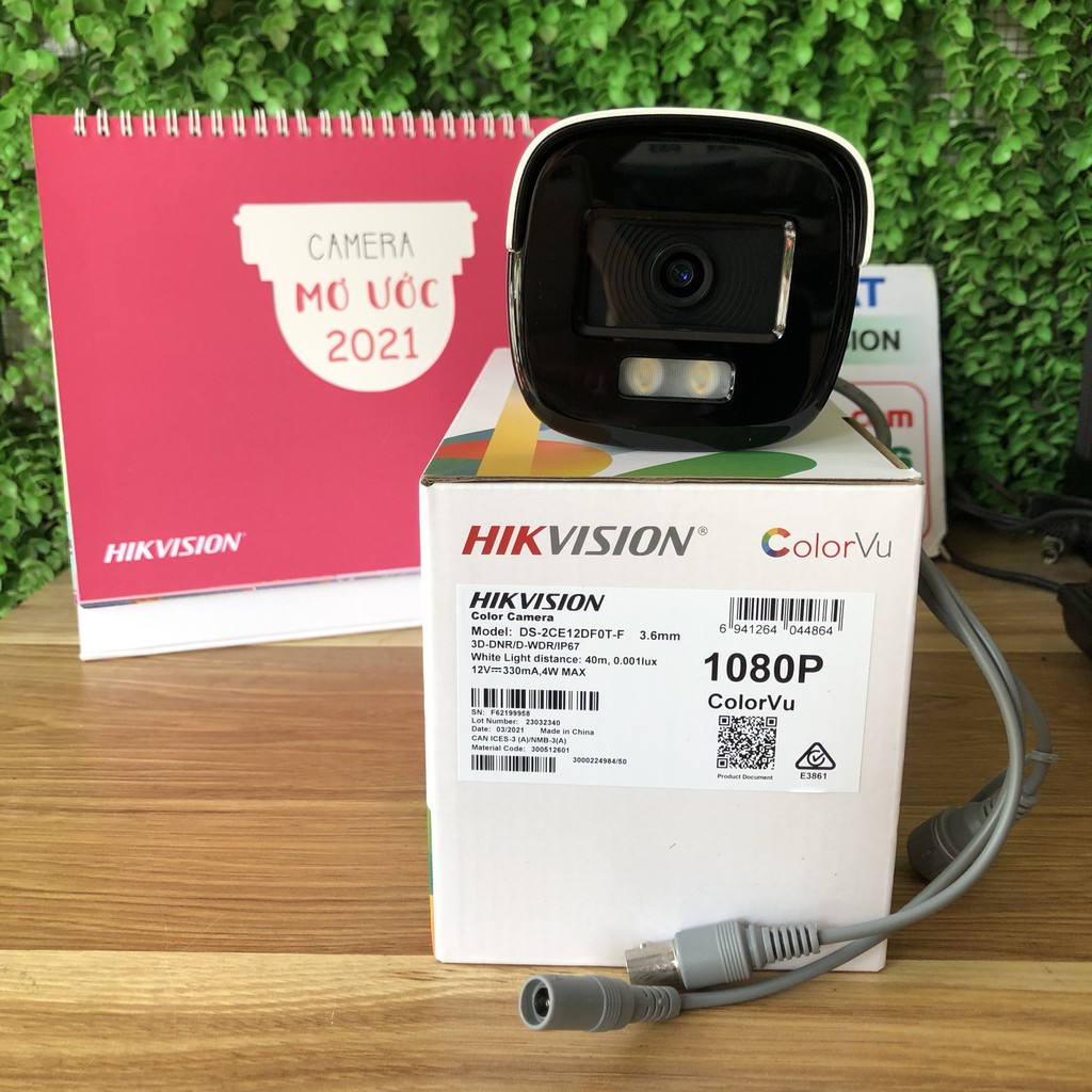 Camera Hikvision 12DF0T-F thân trụ 2.0 có màu led 40 mét cam chạy cáp đồng trục