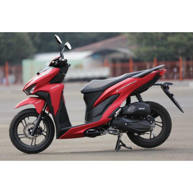 Ốp Lốc máy Carbon gắn Xe AirBlade, Vario,,PCX ,,..