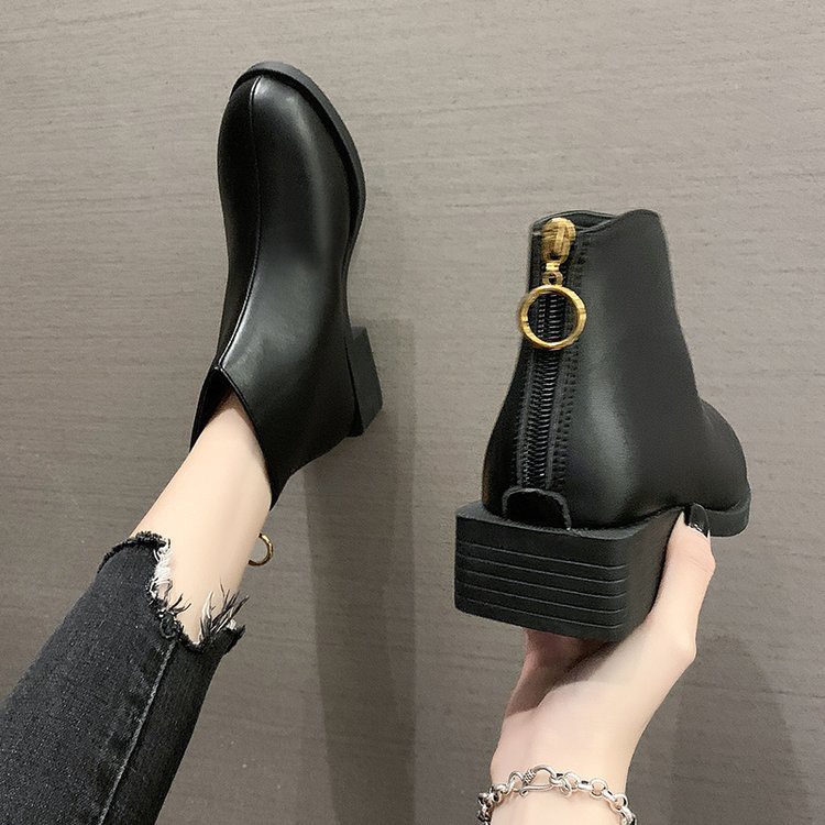 Giày bốt nữ cổ lửng đế bằng 3.5 cm chất da khoá kéo sau màu da lộn/da lì