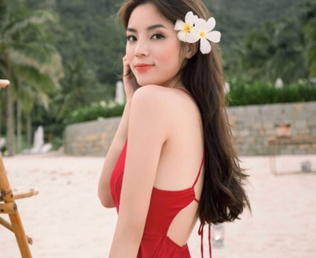 Mua túi cói nơ hottrend tặng ngay hoa cài tóc xinh xắn