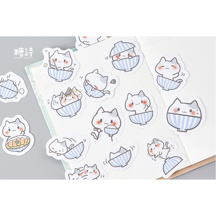 Hộp 45 miếng sticker mẫu mèo con trong tô