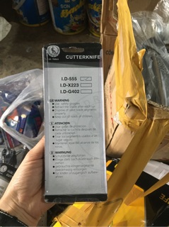 Dao dọc giấy 3 lưỡi .