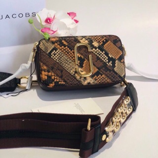 Túi MARC JACOBS vân rắn