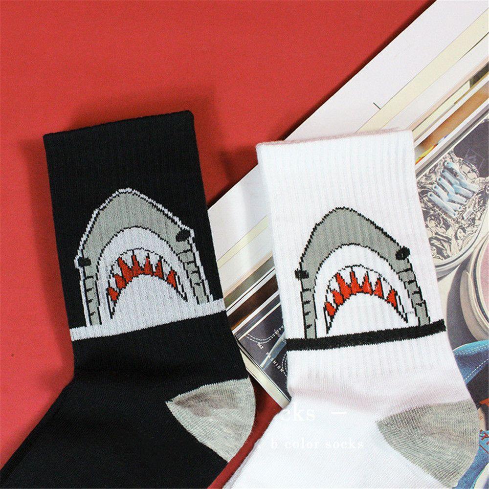 Vớ Thể Thao Màu Trắng Đen Hình Cá Mập Phong Cách Hip Hop