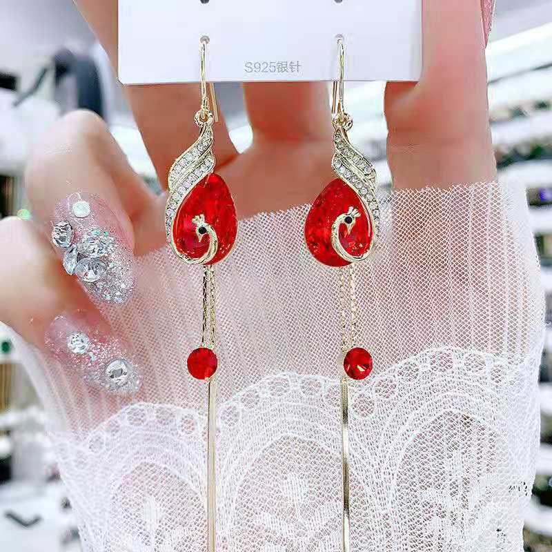 Khuyên Tai Tua Rua Hình Phượng Hoàng Đính Ngọc Trai Phong Cách Trung Hoa