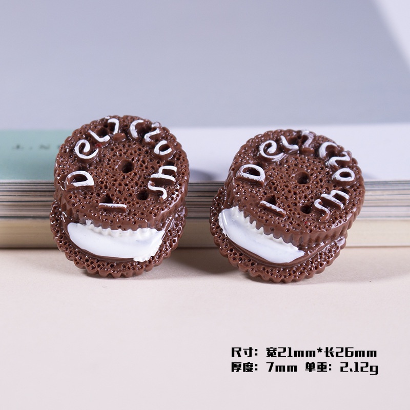 5 mô hình bánh donut giả màu tối dùng để trang trí ốp điện thoại tiện lợi