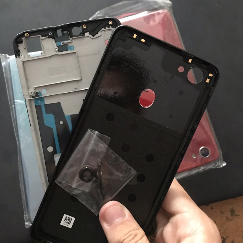 Bộ Vỏ + Sườn Oppo F7 ( Xanh Đen Đỏ) Zin