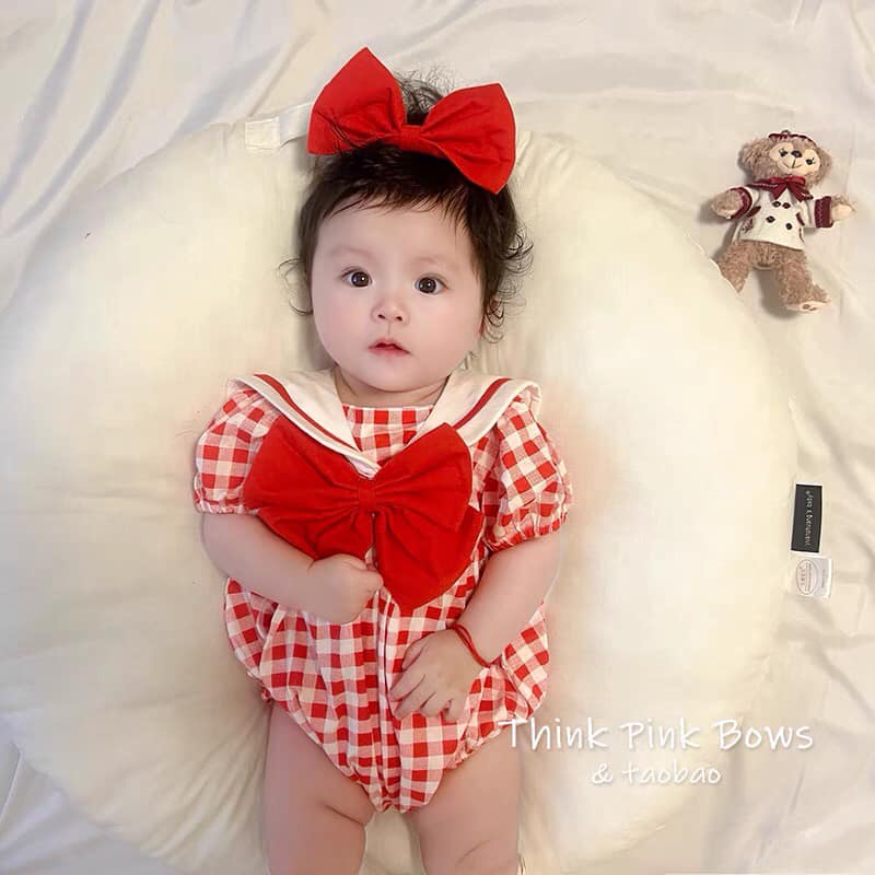 Váy kẻ đỏ+ bờm_