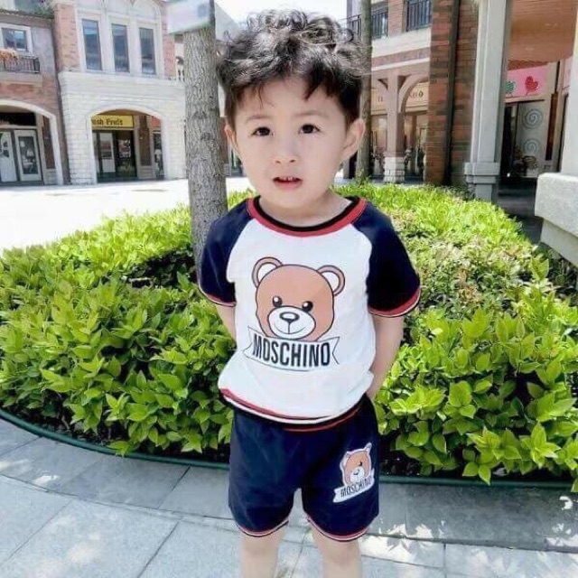 Sét bộ gái trai moschino