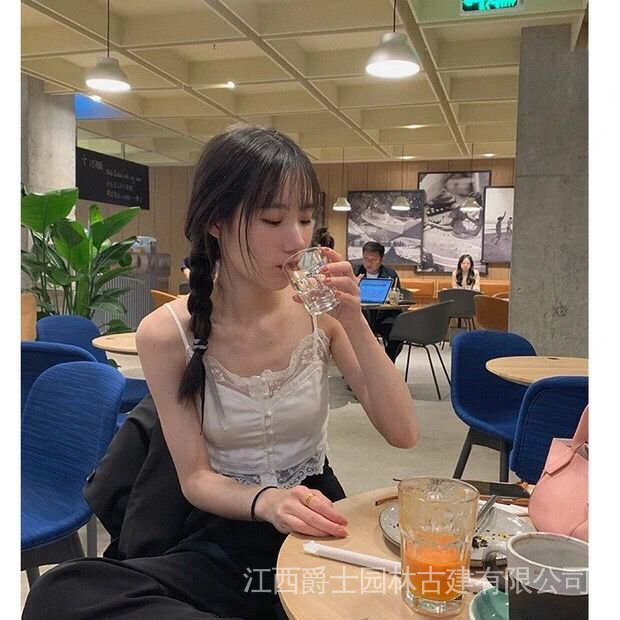 Áo hai dây phối ren mềm ôm dáng phong cách Nhật Bản quyến rũ dành cho nữ