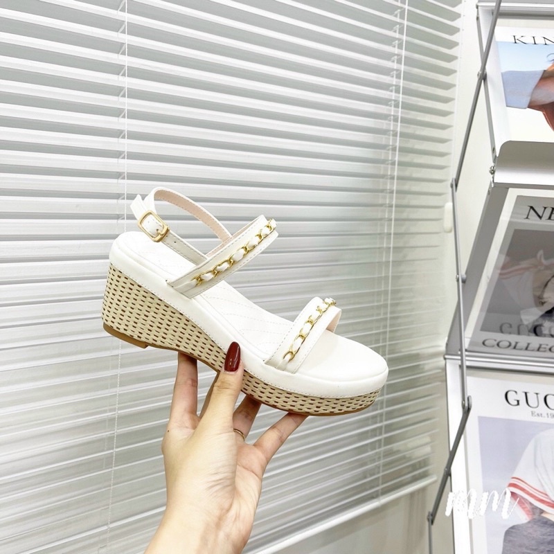 CÓ SẴN!!Sandal đế xuồng quai xích siêu xinh hàng chuẩn Quảng Châu FULLBOX