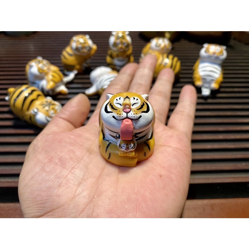 Hổ Béo Hài Hước 9 Sắc Thái Trang Trí Bàn Làm Việc,Ô tô Mang Tính Giải Trí Cao