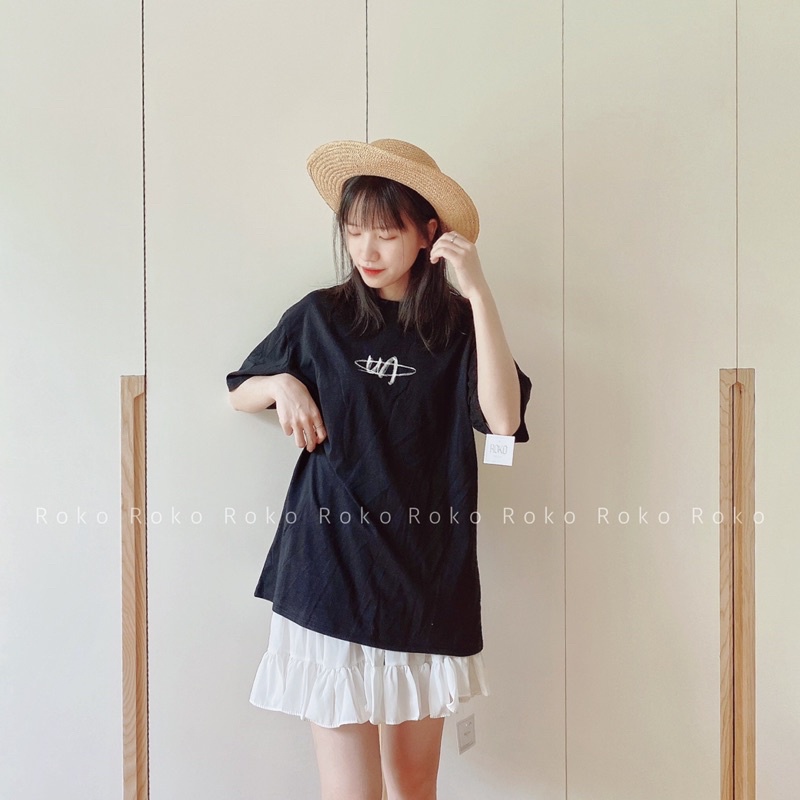 ROKO_ÁO PHÔNG IN W-CHÂN VÁY TRẮNG 2 TẦNG