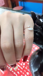 Nhẫn lông vũ bạc
