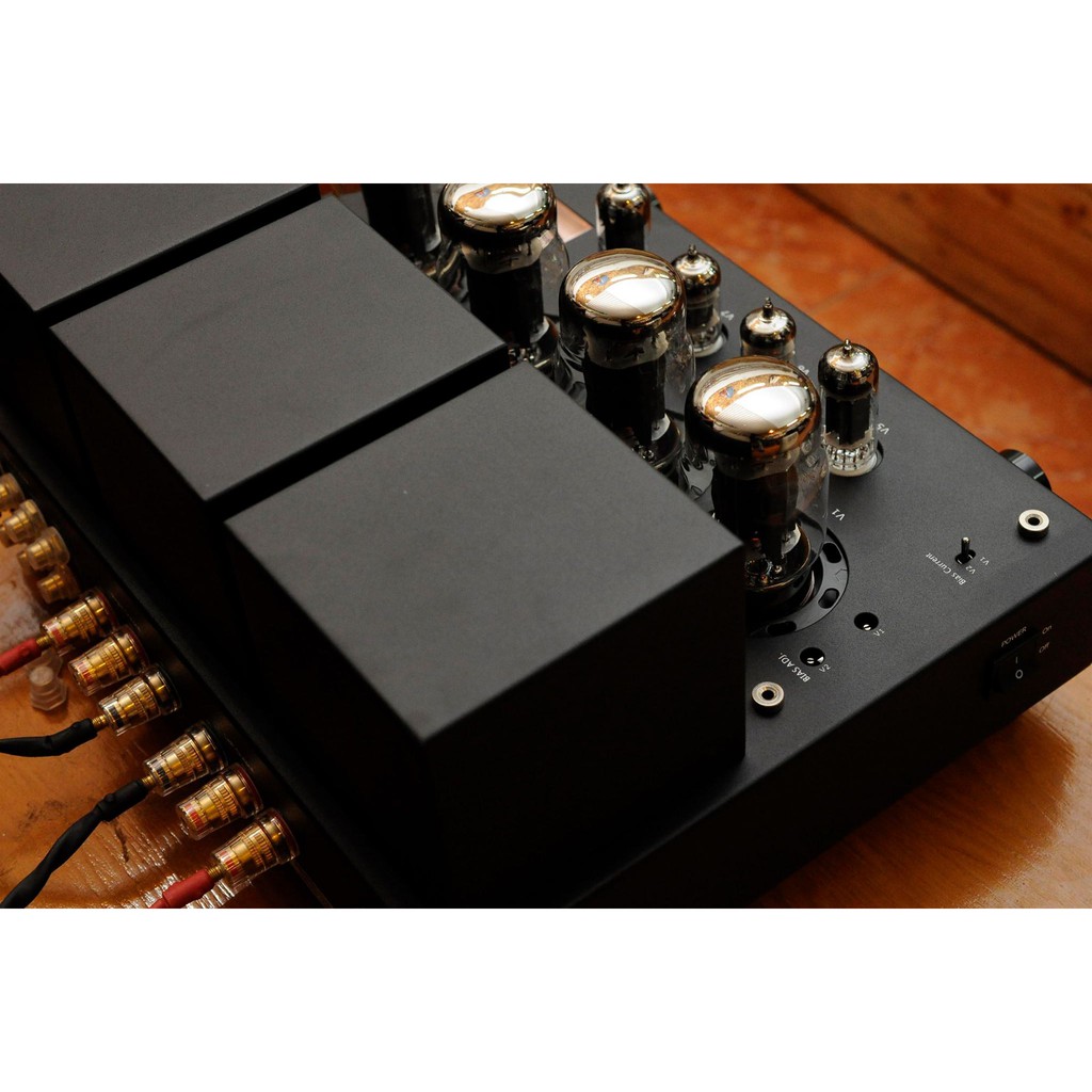 Amply đèn Line Magnetic LM-216ia