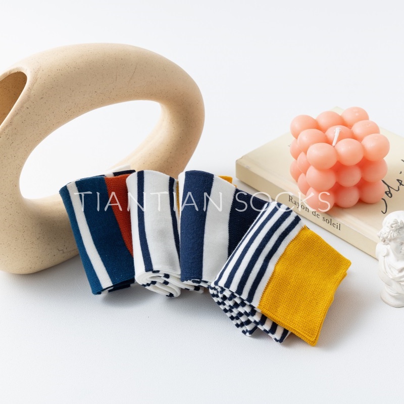 TIANTIAN T226 Vớ Cotton Dày Cổ Cao Họa Tiết Kẻ Sọc Phong Cách Thể Thao Đường Phố Hàn Quốc Thời Trang Cho Nữ