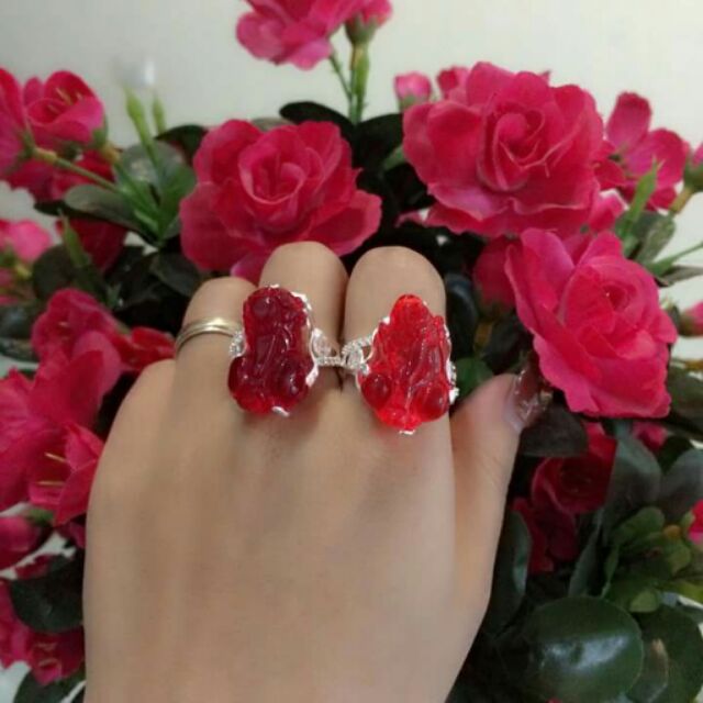 Nhẫn tỳ hưu