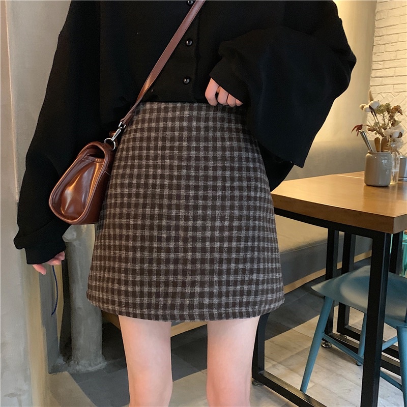 Chân váy ngắn mini chất dạ mịn kẻ ô caro màu nâu có lót quần bên trong