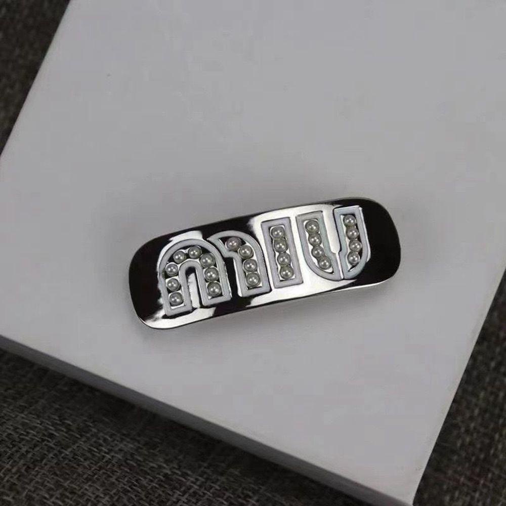 Kẹp Tóc Đính Hạt Ngọc Trai In Chữ MIU Xinh Xắn Dễ Thương Cho Bé Gái